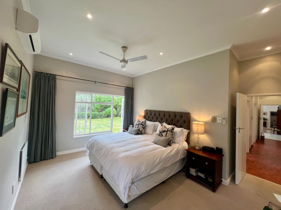 To Let 4 Bedroom Property for Rent in Constantia Western Cape